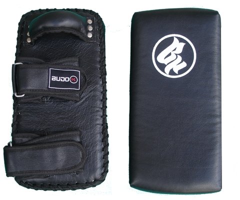 Thai Pad BK small, black - Stück