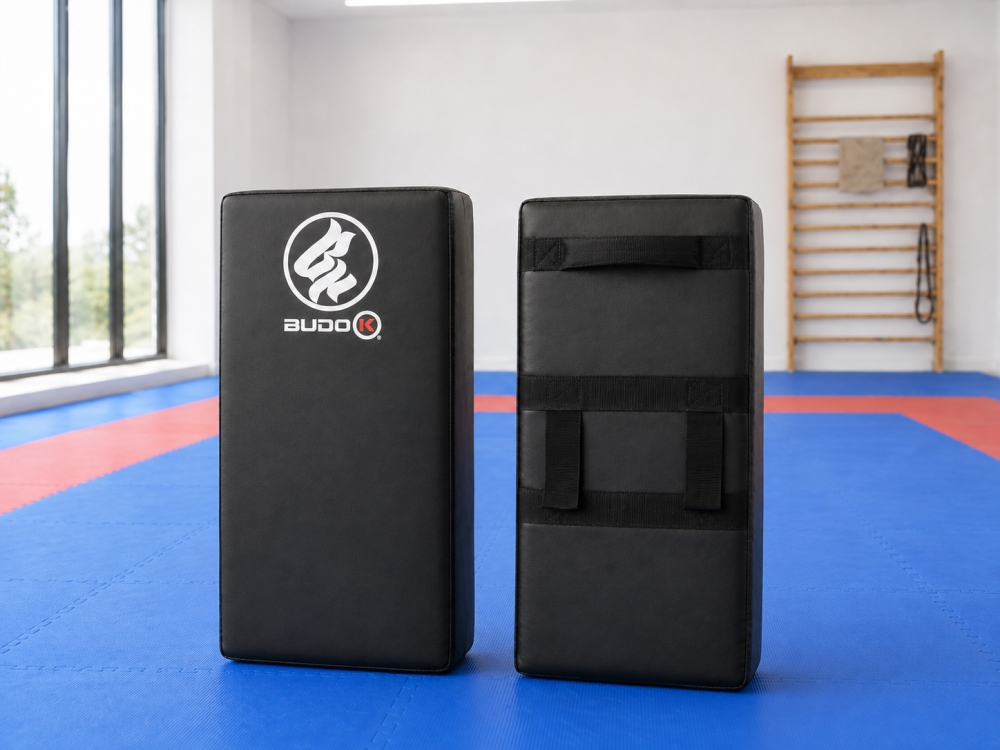 Schlagpolster BUDO-K, medium, schwarz - CHF 99.00